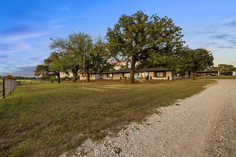 6101 Wild Cat Knob Road, Tolar TX 76476 - Photo 34