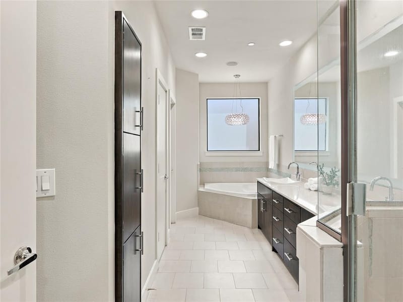 4618 Cedar Springs Road # B, Dallas TX 75219 - Photo 22
