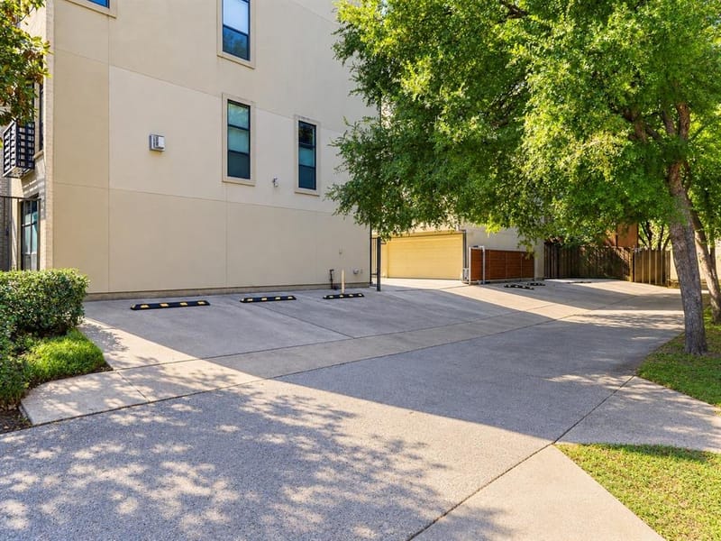 4618 Cedar Springs Road # B, Dallas TX 75219 - Photo 28