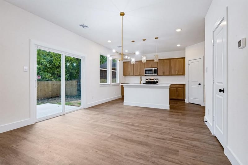 8916 Whitehall Lane, Dallas TX 75232 - Photo 9