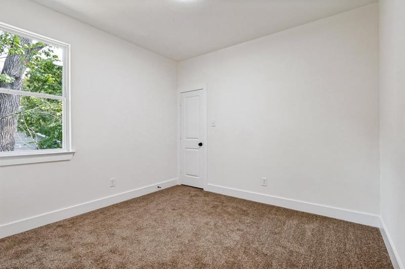 8916 Whitehall Lane, Dallas TX 75232 - Photo 18