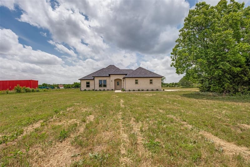 3712 County Road 1102, Celeste TX 75423 - Photo 22