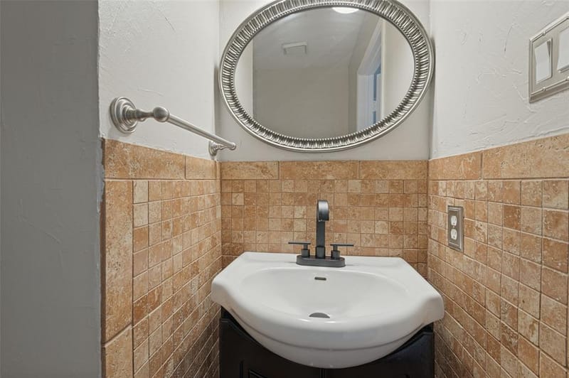 506 Caraway Lane, Euless TX 76039 - Photo 19