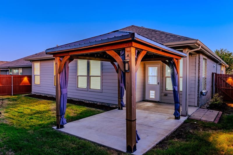 540 Dunmore Drive, Fort Worth TX 76052 - Photo 13