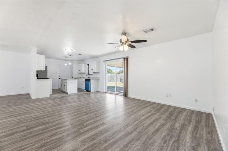 206 Rockaway Drive, Duncanville TX 75116 - Photo 8