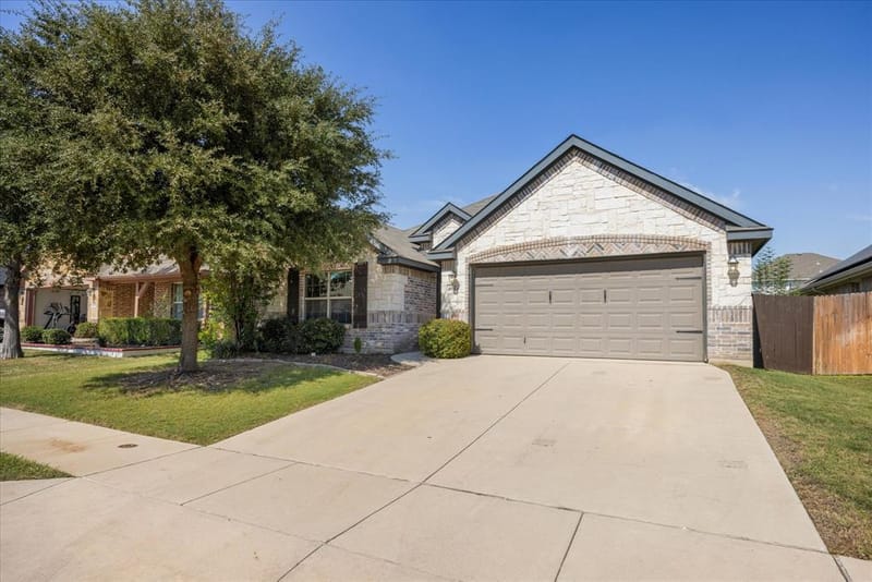 2064 Leonard Ranch Road, Fort Worth TX 76134 - Photo 3
