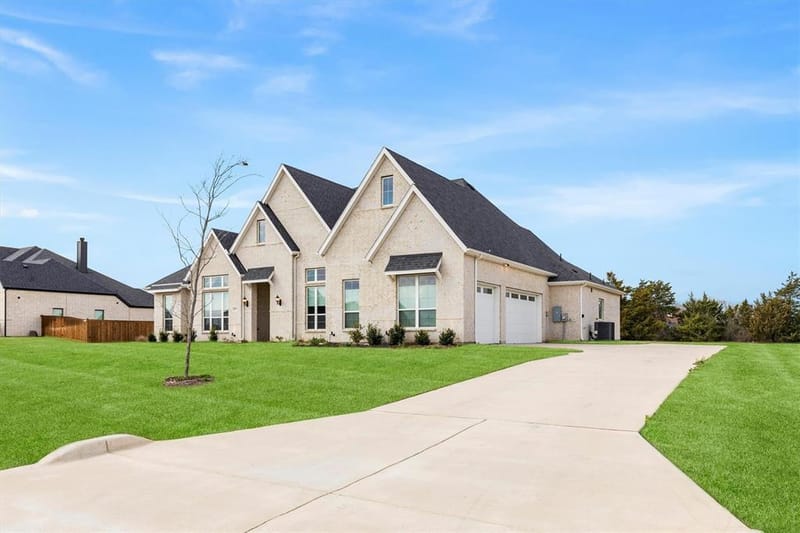 4651 Spring Garden Road, Midlothian TX 76065