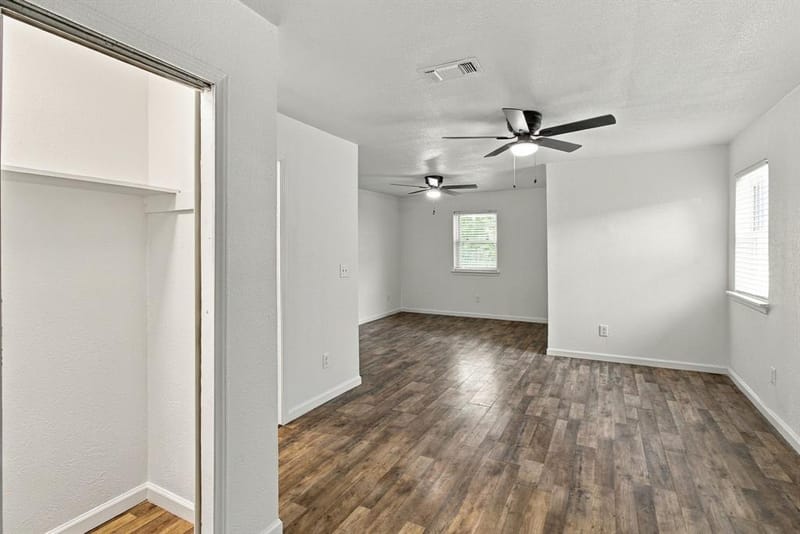 4308 Wedgmont Circle S, Fort Worth TX 76133 - Photo 11