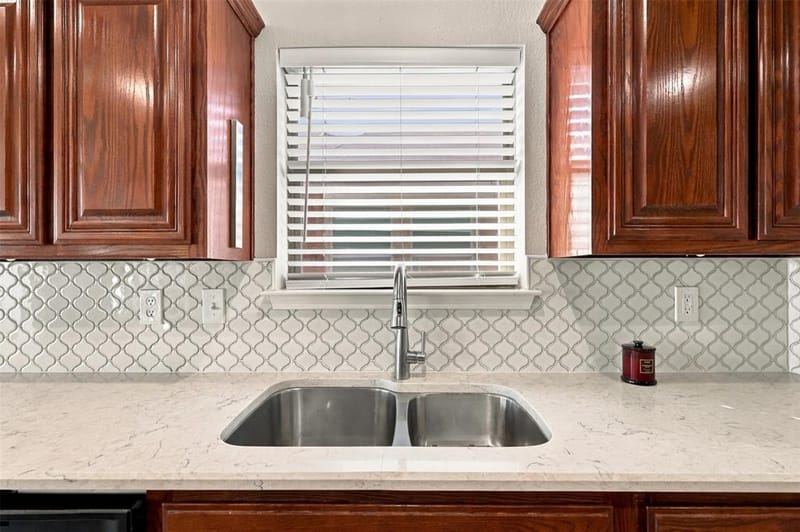 2325 Wakecrest Drive, Fort Worth TX 76108 - Photo 12
