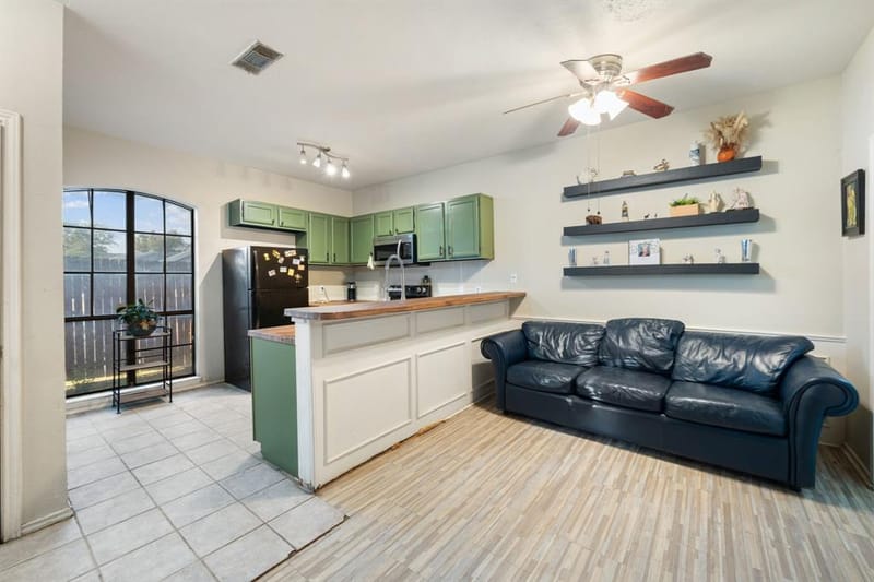 611 Oriole Boulevard # 1001, Duncanville TX 75116 - Photo 3