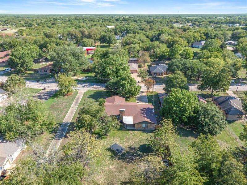 322 Juanita Avenue, Wills Point TX 75169 - Photo 3
