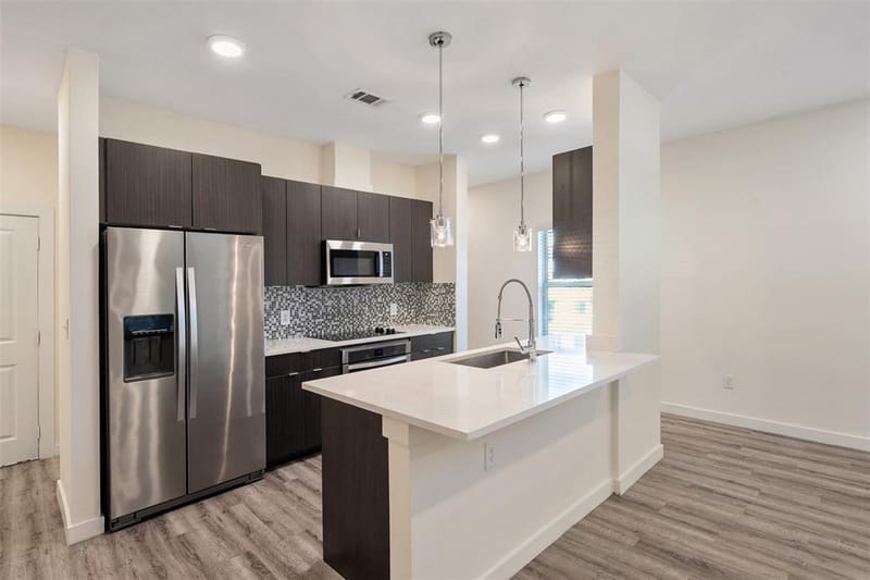 1583 Fiji Street, Dallas TX 75203 - Photo 9