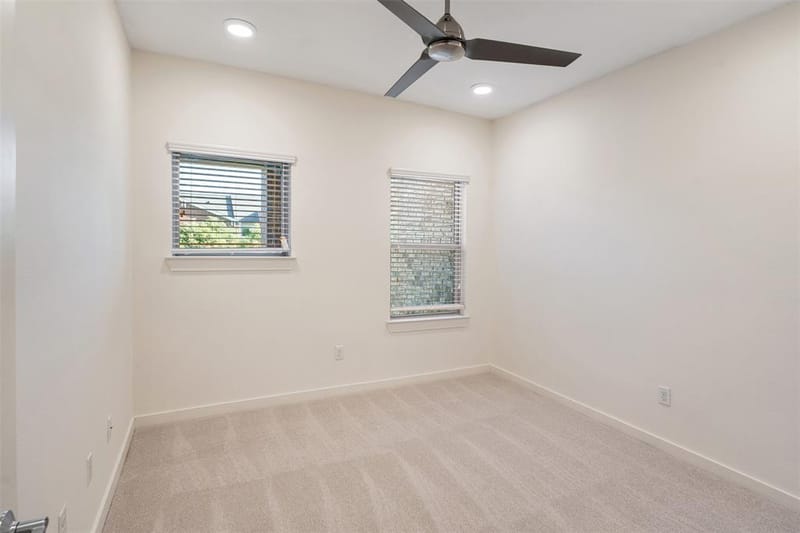 1583 Fiji Street, Dallas TX 75203 - Photo 14