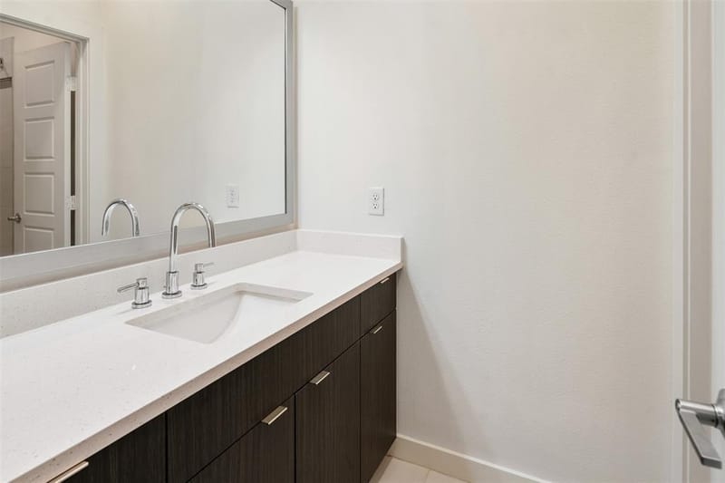 1583 Fiji Street, Dallas TX 75203 - Photo 15