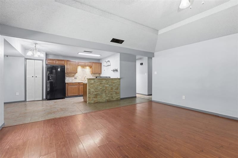 1309 Berry Drive, Cleburne TX 76033 - Photo 7