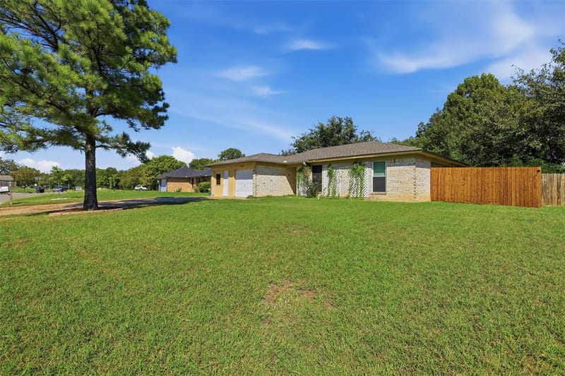 1309 Berry Drive, Cleburne TX 76033 - Photo 4
