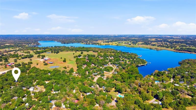 327 Boone, Alvarado TX 76009 - Photo 3