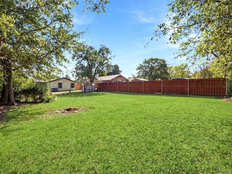 1727 Mentor Avenue, Dallas TX 75216 - Photo 23