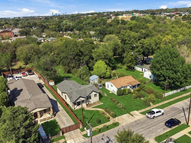 1727 Mentor Avenue, Dallas TX 75216 - Photo 27