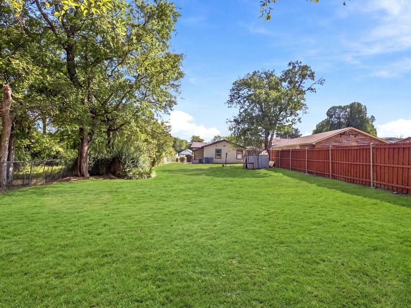 1727 Mentor Avenue, Dallas TX 75216 - Photo 31