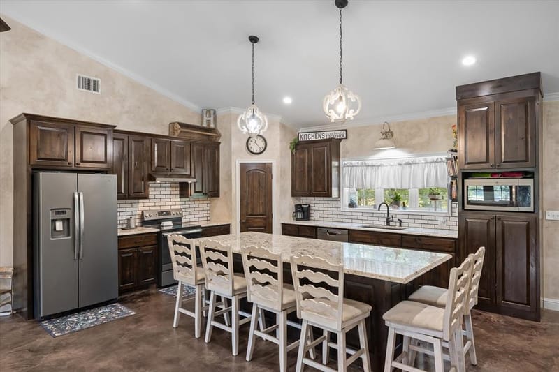 1143 VZ County Road 4602, Ben Wheeler TX 75754 - Photo 6