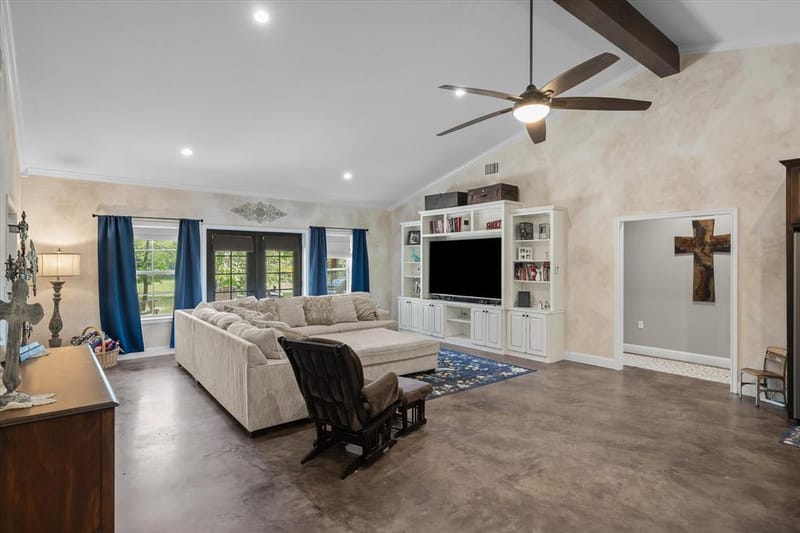 1143 VZ County Road 4602, Ben Wheeler TX 75754 - Photo 9