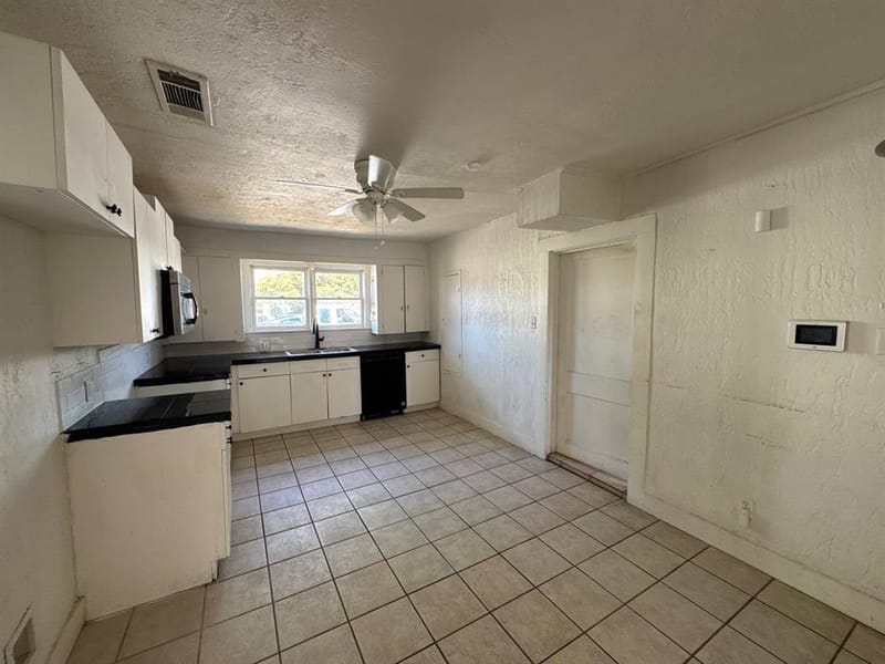 714 S Bryan Belt Line Road, Mesquite TX 75149 - Photo 9