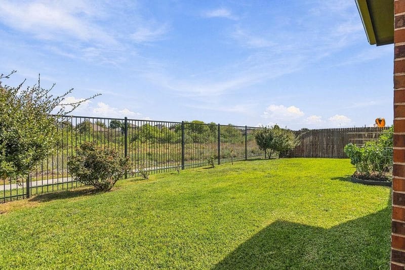 9220 Bronze Meadow Drive, Fort Worth TX 76131 - Photo 29