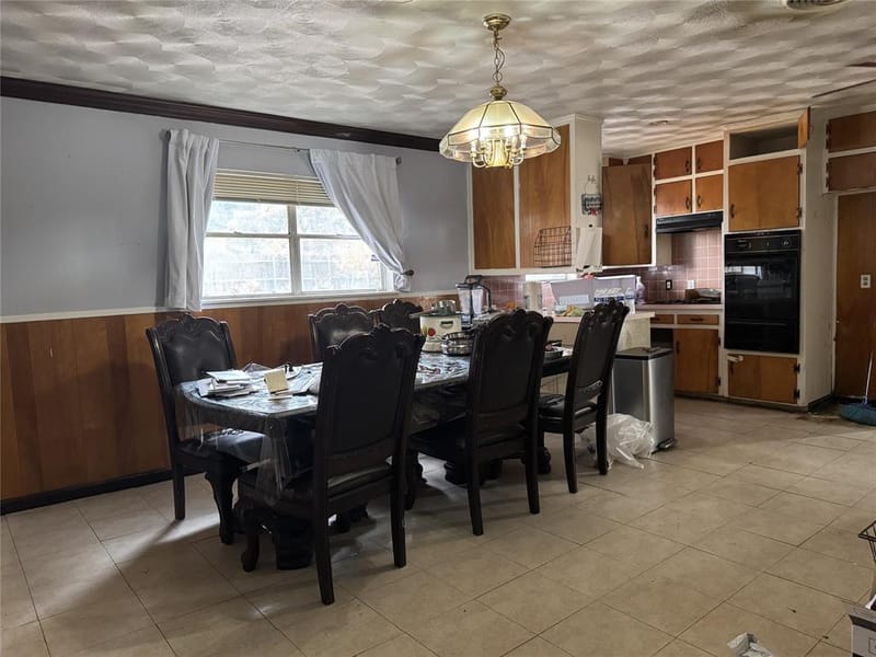 4504 Burke Road, Fort Worth TX 76119 - Photo 6
