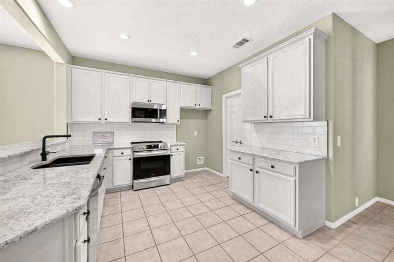 3805 Pineoak Lane, Denton TX 76210 - Photo 12