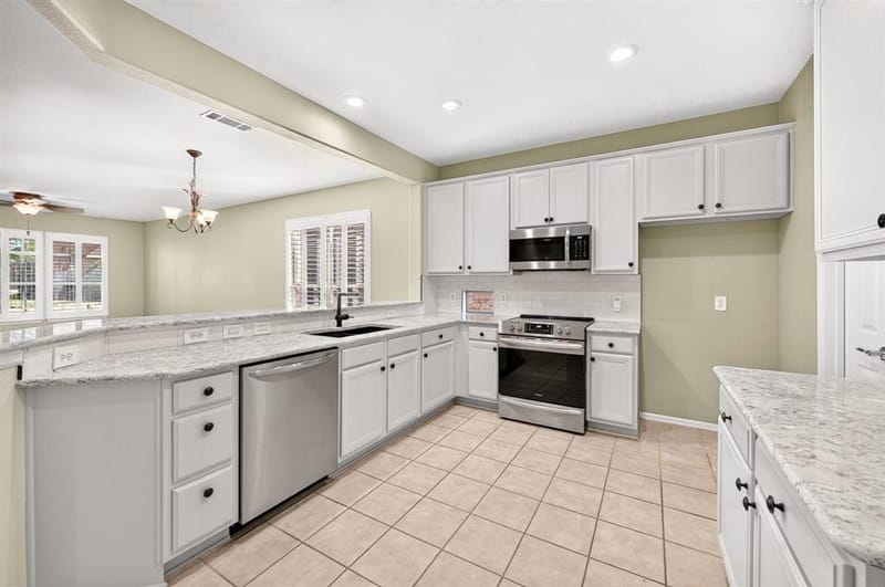 3805 Pineoak Lane, Denton TX 76210 - Photo 10