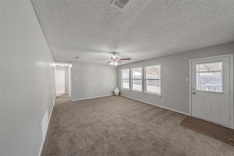 3750 Meadowbrook Drive, Fort Worth TX 76103 - Photo 6