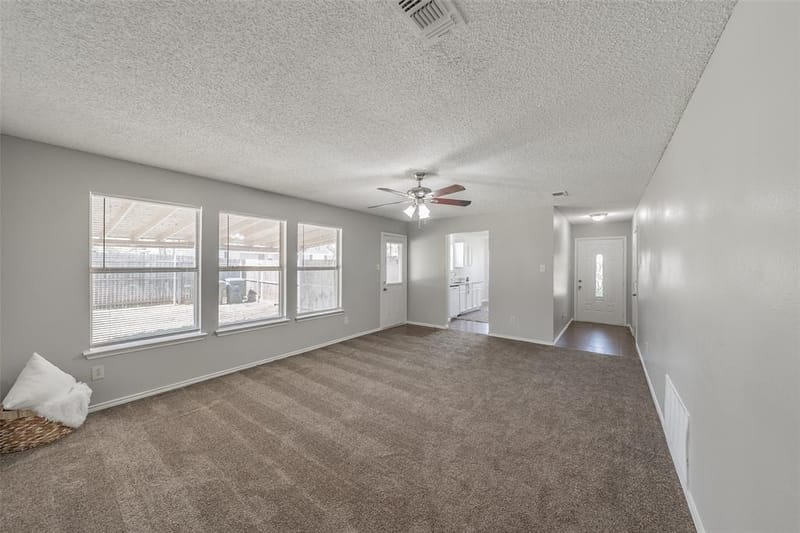 3750 Meadowbrook Drive, Fort Worth TX 76103 - Photo 7