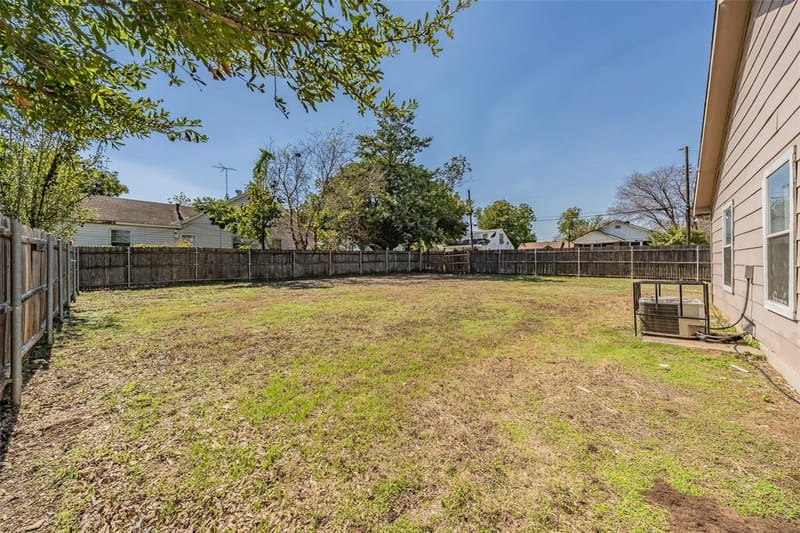 3750 Meadowbrook Drive, Fort Worth TX 76103 - Photo 36