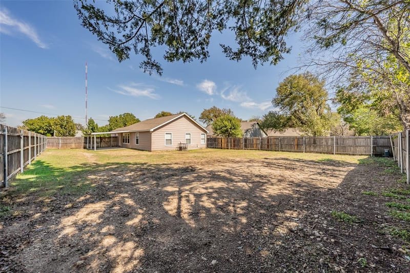 3750 Meadowbrook Drive, Fort Worth TX 76103 - Photo 38