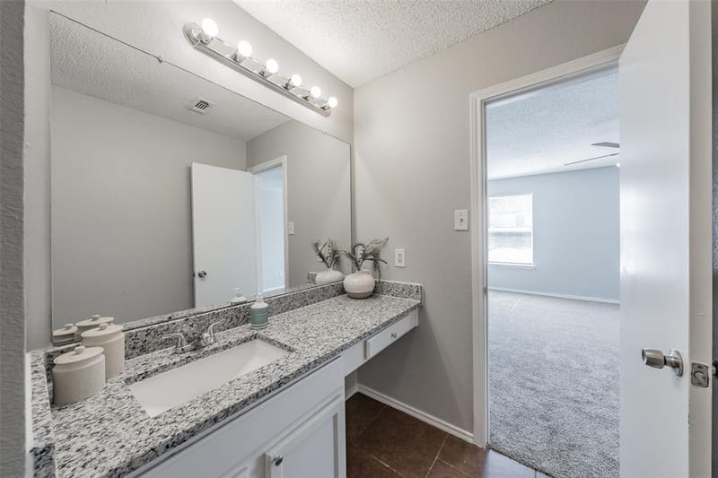 3750 Meadowbrook Drive, Fort Worth TX 76103 - Photo 29