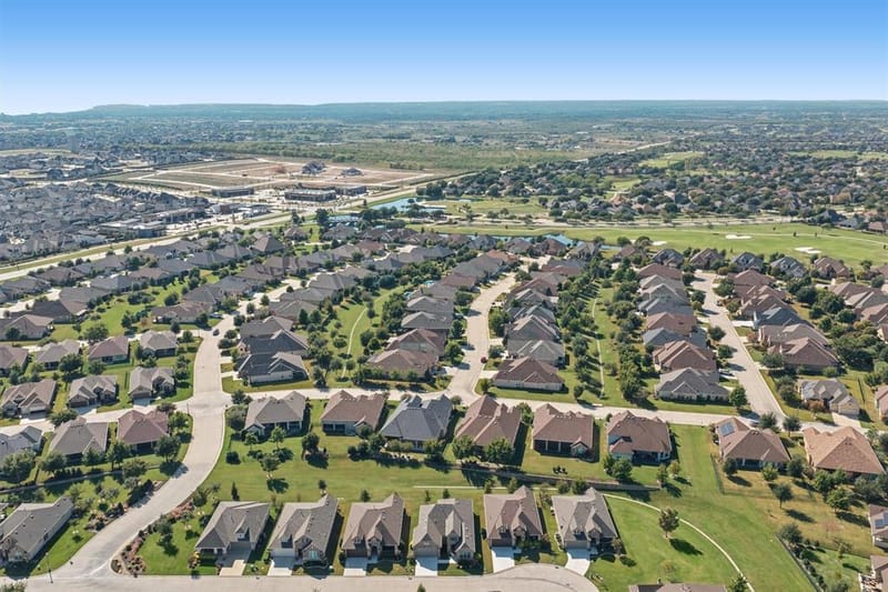 9708 Stonefield Way, Denton TX 76207 - Photo 33