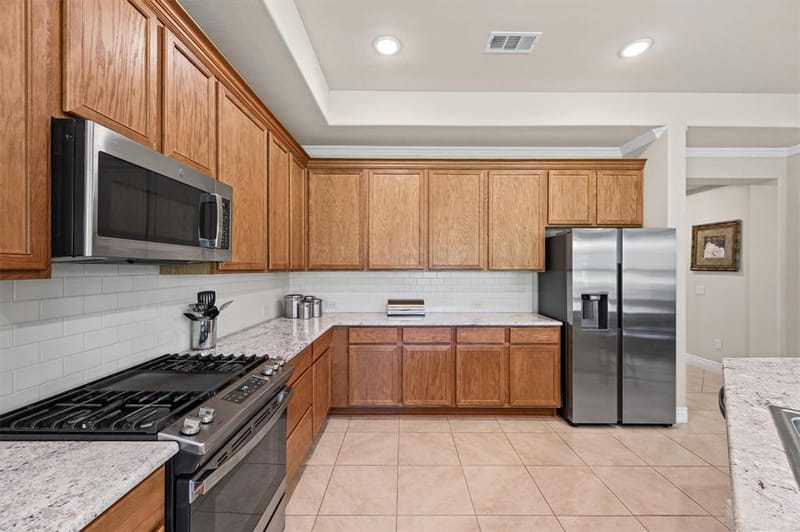 9708 Stonefield Way, Denton TX 76207 - Photo 11