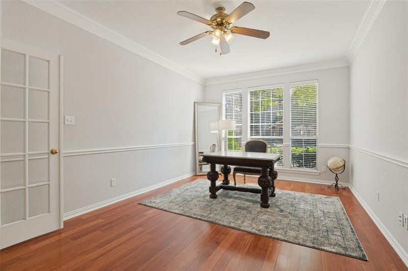 2323 Everton Drive, Arlington TX 76001 - Photo 12