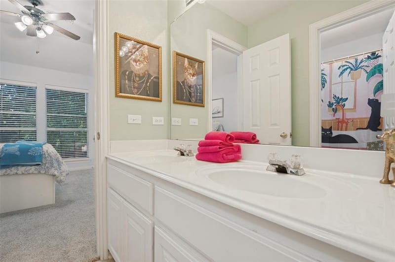 2323 Everton Drive, Arlington TX 76001 - Photo 19