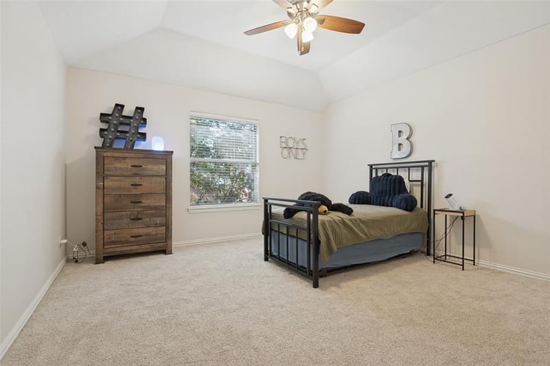 2323 Everton Drive, Arlington TX 76001 - Photo 21