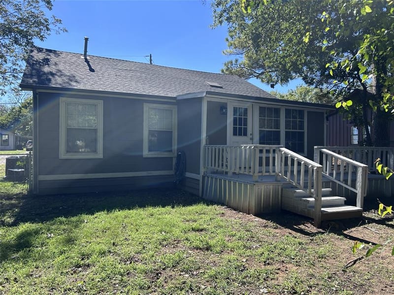 2819 W Elm Street, Denison TX 75020 - Photo 16