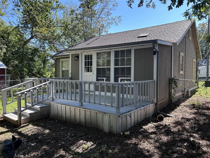 2819 W Elm Street, Denison TX 75020 - Photo 14