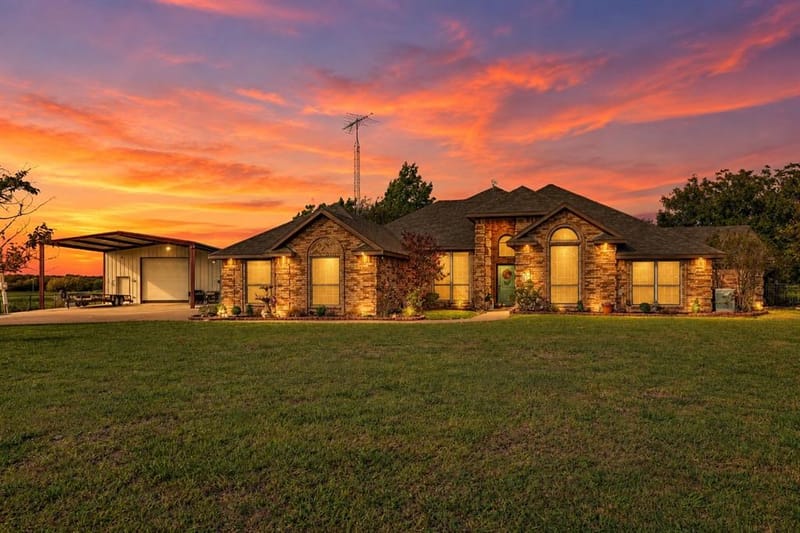 2042 County Road 1072, Greenville TX 75401 - Photo 2