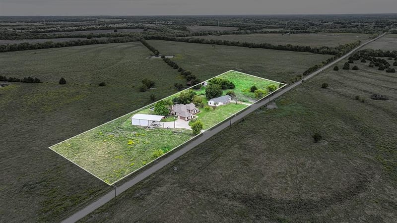 2042 County Road 1072, Greenville TX 75401 - Photo 3