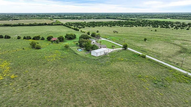 2042 County Road 1072, Greenville TX 75401 - Photo 10