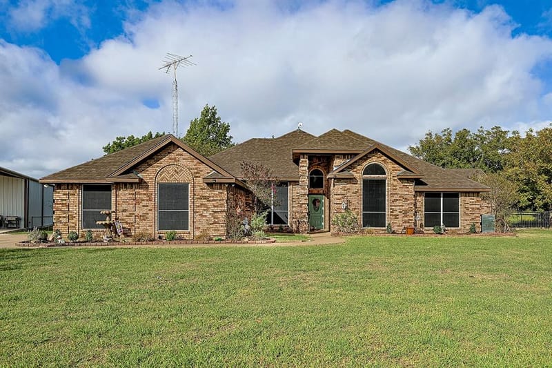 2042 County Road 1072, Greenville TX 75401 - Photo 11