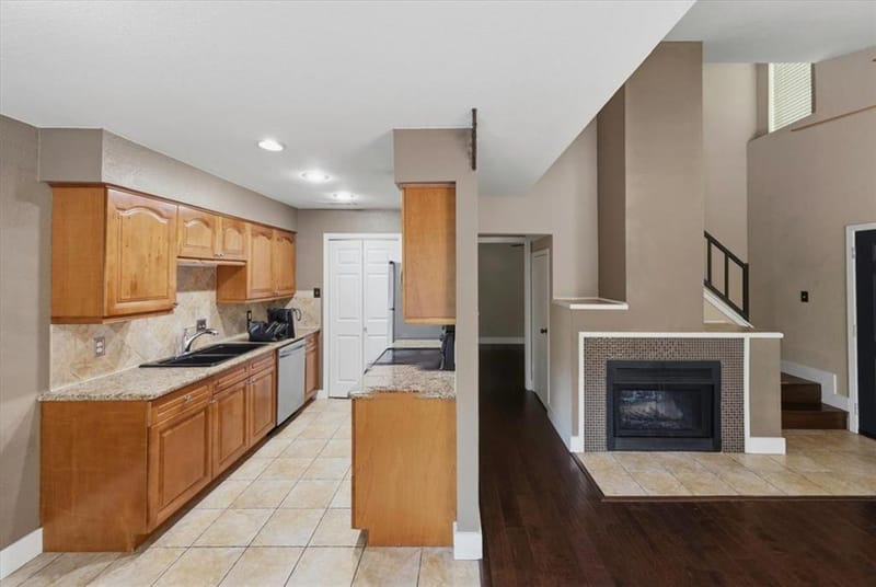 5638 Cedar Creek Drive, Benbrook TX 76109 - Photo 13