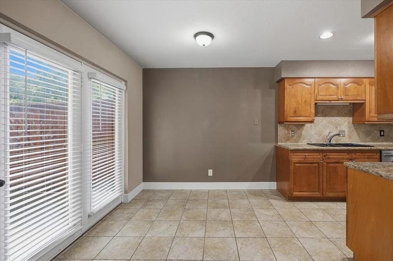 5638 Cedar Creek Drive, Benbrook TX 76109 - Photo 11