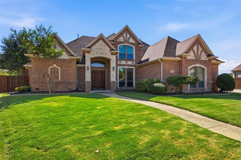 9204 Hailey Court, North Richland Hills TX 76182 - Photo 2